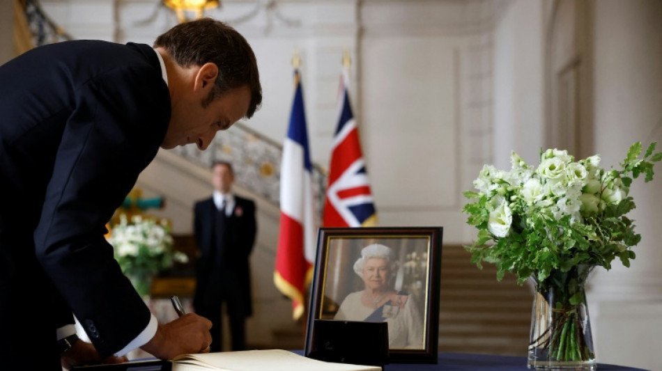 'Emptiness': Republican France mourns queen's death