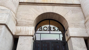 Borsa: Milano sale (+0,5%) con Pirelli e Stellantis, giù Campari